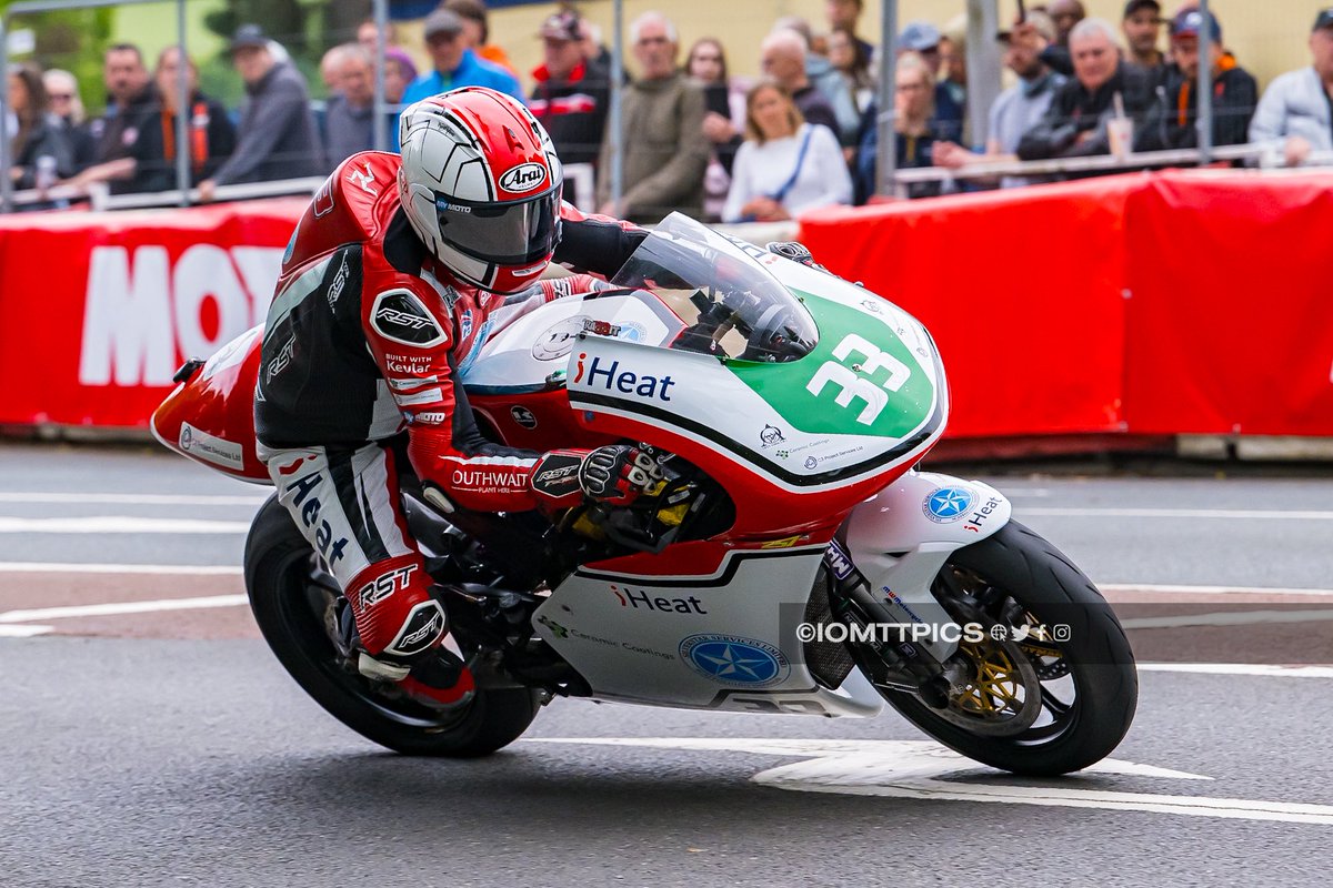 Chris Moore at the QB, TT 2025 #iomtt #iomttraces #ttraces #lovett #tt2025 <a href="/rabbit351/">Chris Moore</a>