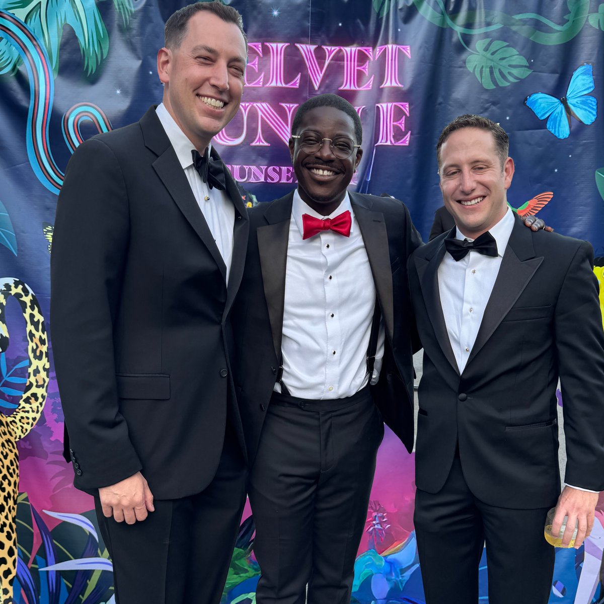 Jesse Ehrenfeld MD MPH (@doctorjessemd) on Twitter photo 🌟A Wildly Wonderful Evening at Zoo Ball 2025! 🦁🌿
Such a treat to spend some time with <a href="/ZooMilwaukee/">MilwaukeeZoo</a> Director Amos Morris and Milwaukee County Executive <a href="/DavidCrowleyWI/">County Executive David Crowley</a> whose leadership has enabled such a thriving institution to benefit so many in our community #ZooBall2025 🌟A Wildly Wonderful Evening at Zoo Ball 2025! 🦁🌿
Such a treat to spend some time with <a href="/ZooMilwaukee/">MilwaukeeZoo</a> Director Amos Morris and Milwaukee County Executive <a href="/DavidCrowleyWI/">County Executive David Crowley</a> whose leadership has enabled such a thriving institution to benefit so many in our community #ZooBall2025