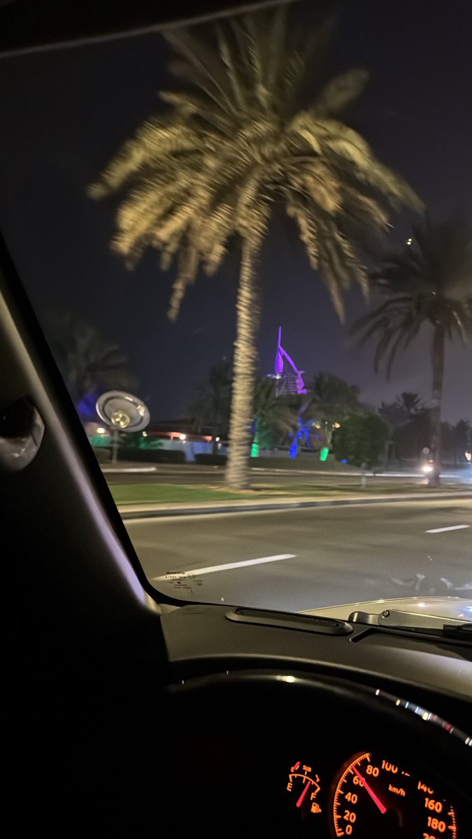 Dubai randoms 🎱