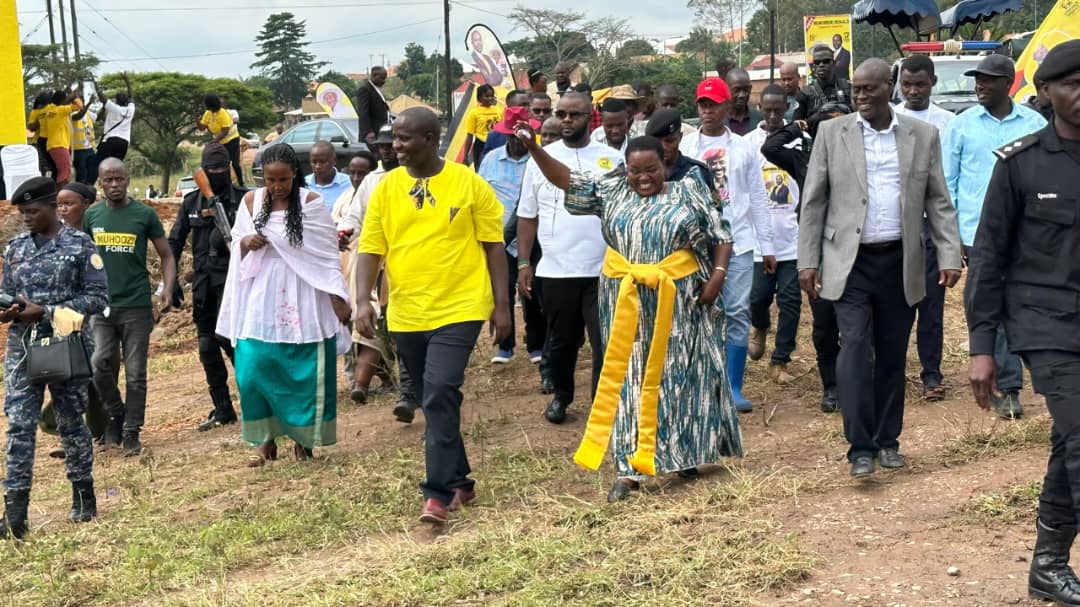R_Nabbanja's tweet image. I congratulate the over 100 @NUP_Ug supporters in Gomba district on making a right and timely decision of defecting to the mighty @NRMOnline. Welcome back to the national, broad based, inclusive, democratic, non-sectarian, multi-ideological, multi-interest, and progressive mass…