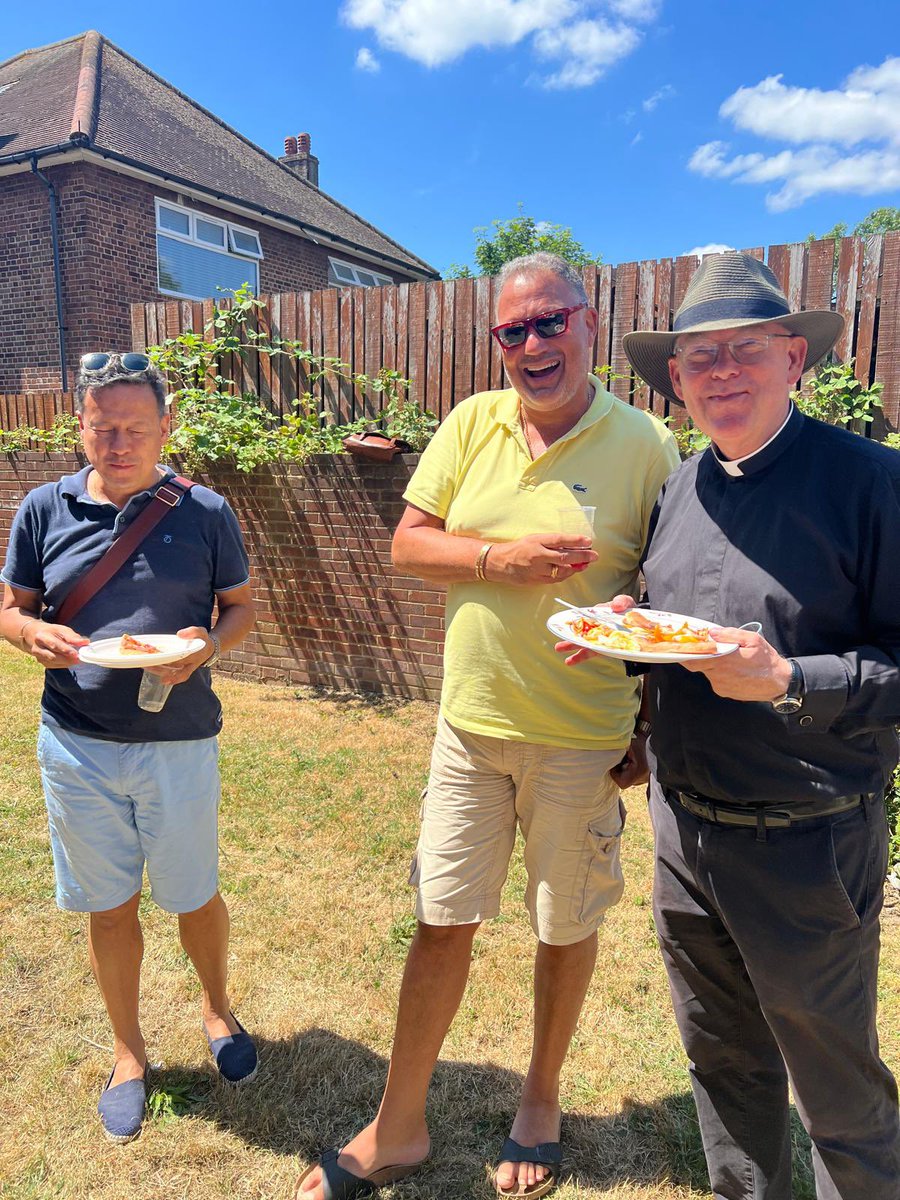 Such a lovely afternoon celebrating Sts Peter and Paul followed by pizza, pinot, and piña colada.

Our little church family enjoyed their first outdoor summer meal in some years, but we did it! 😃
