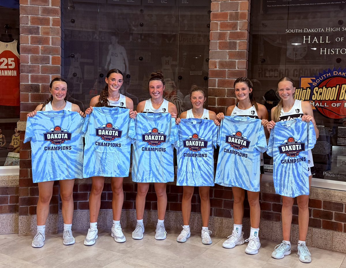 Sanford Sports Academy Basketball Teams (@ssahoopsteams) on Twitter photo Congrats 🎉 to our 1️⃣5️⃣U Black ⚫️ team for going 4️⃣-0️⃣ and winning the 🏆 at the DAKOTA CHALLENGE 🏟️ at the <a href="/sanford_complex/">Sanford Sports Complex</a>‼️ Well done, ladies!!
This team completes the #SanfordFam championship sweep 🧹 at the high school ages! Keep working!
#SanfordSports | #StrongerTogether Congrats 🎉 to our 1️⃣5️⃣U Black ⚫️ team for going 4️⃣-0️⃣ and winning the 🏆 at the DAKOTA CHALLENGE 🏟️ at the <a href="/sanford_complex/">Sanford Sports Complex</a>‼️ Well done, ladies!!
This team completes the #SanfordFam championship sweep 🧹 at the high school ages! Keep working!
#SanfordSports | #StrongerTogether