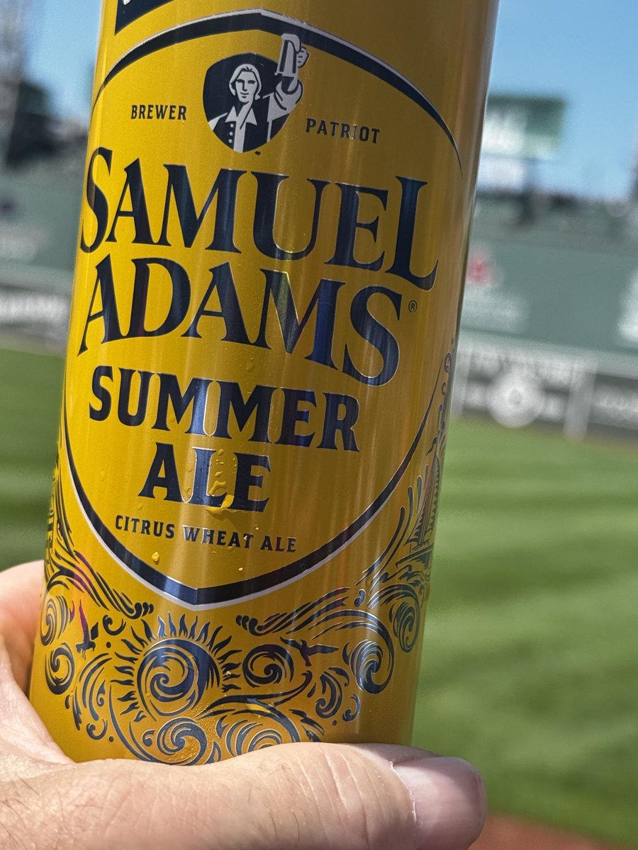 winelib_jim's tweet image. Summer with Sam at Fenway Park