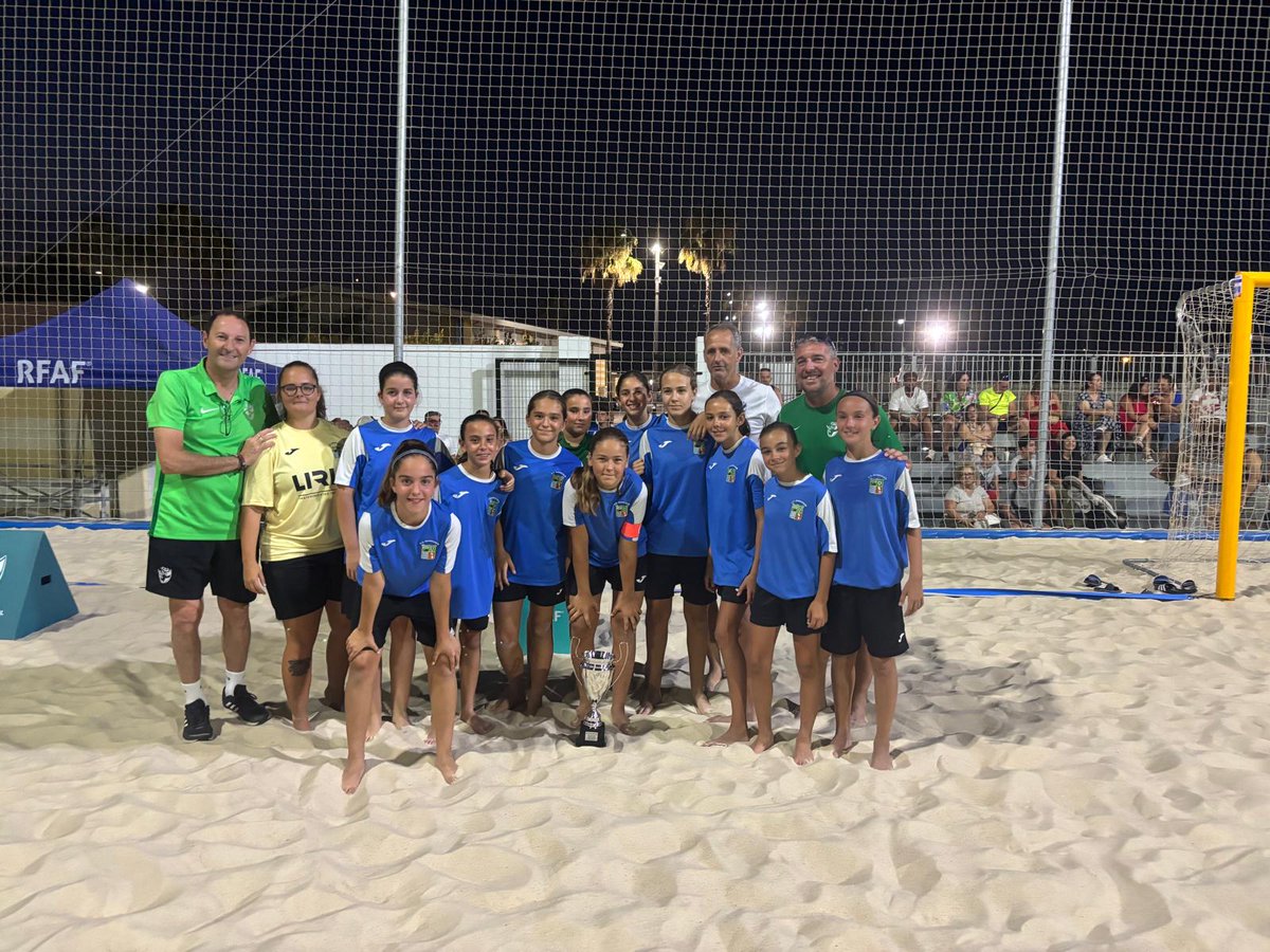 📌 ALEVIN FEMENINO

⚽⛱️ FÚTBOL PLAYA | CD Guadalcacin 3-5 Ciudad de Cádiz 

Nuestras alevines se proclaman subcampeonas de la provincia. Enhorabuena por el trabajo 💪💙