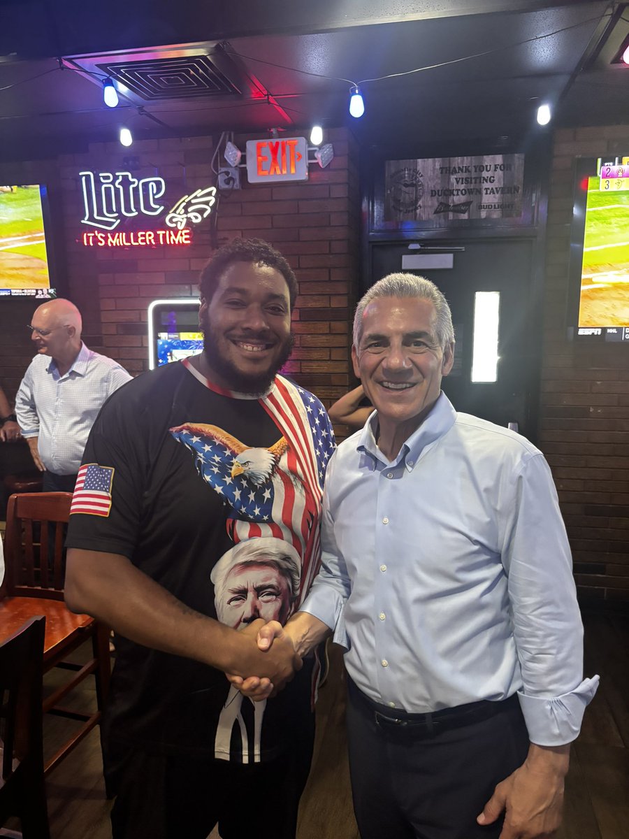 BigHomie609's tweet photo. @Jack4NJ @Jack4NJ absolutely amazing meeting you! You are a man of the people! Thank you for coming to @DucktownAC! New Jersey has been under Dem control for too long and you’re the man to take this fight all the way! Again honor to meet you and thank you Johnny for a great event! #doac https://t.co/PCJIyCJywz