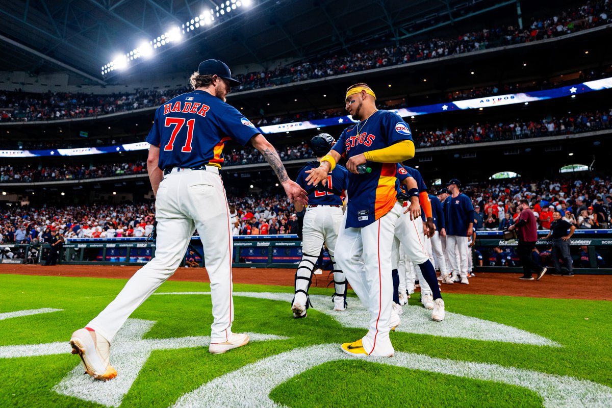 astros's tweet photo. How we feelin',  H-Town?

#BuiltForThis https://t.co/6hsiChcrAz