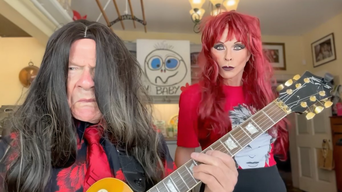 ICYMI: A brand new Sunday Lunch from #Toyah &amp; Robert - I Wanna Be Sedated youtube.com/watch?v=rQiXZ9…

#ToyahWillcox #RobertFripp #TheRamones