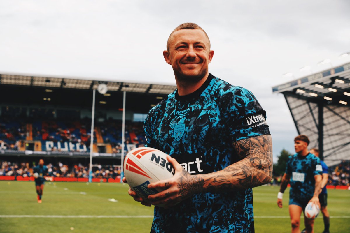 Joshua Charnley (@joshuacharnley) on Twitter photo Life isn't about waiting for the winds to change, it's learning to adjust your sails! Life isn't about waiting for the winds to change, it's learning to adjust your sails!