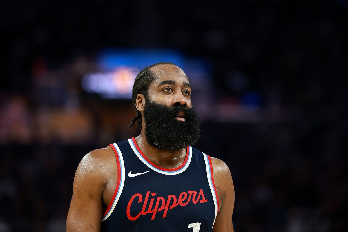 James Harden declina su opción de jugador y firma un nuevo contrato de dos años y $81.5M con Los Angeles Clippers.

Via Shams