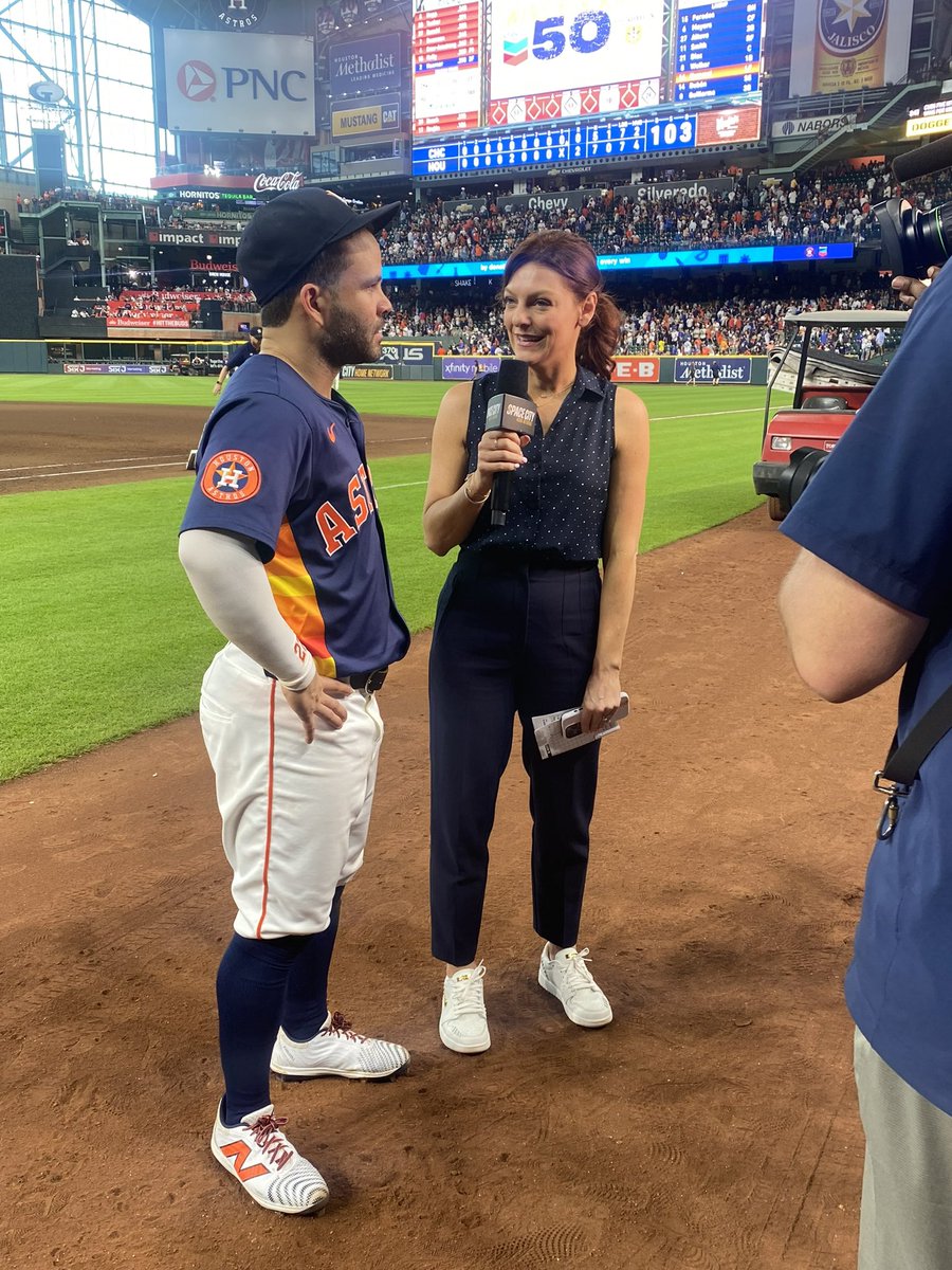 JuliaMorales's tweet photo. What a homestand. https://t.co/wwaVZ8tUAs