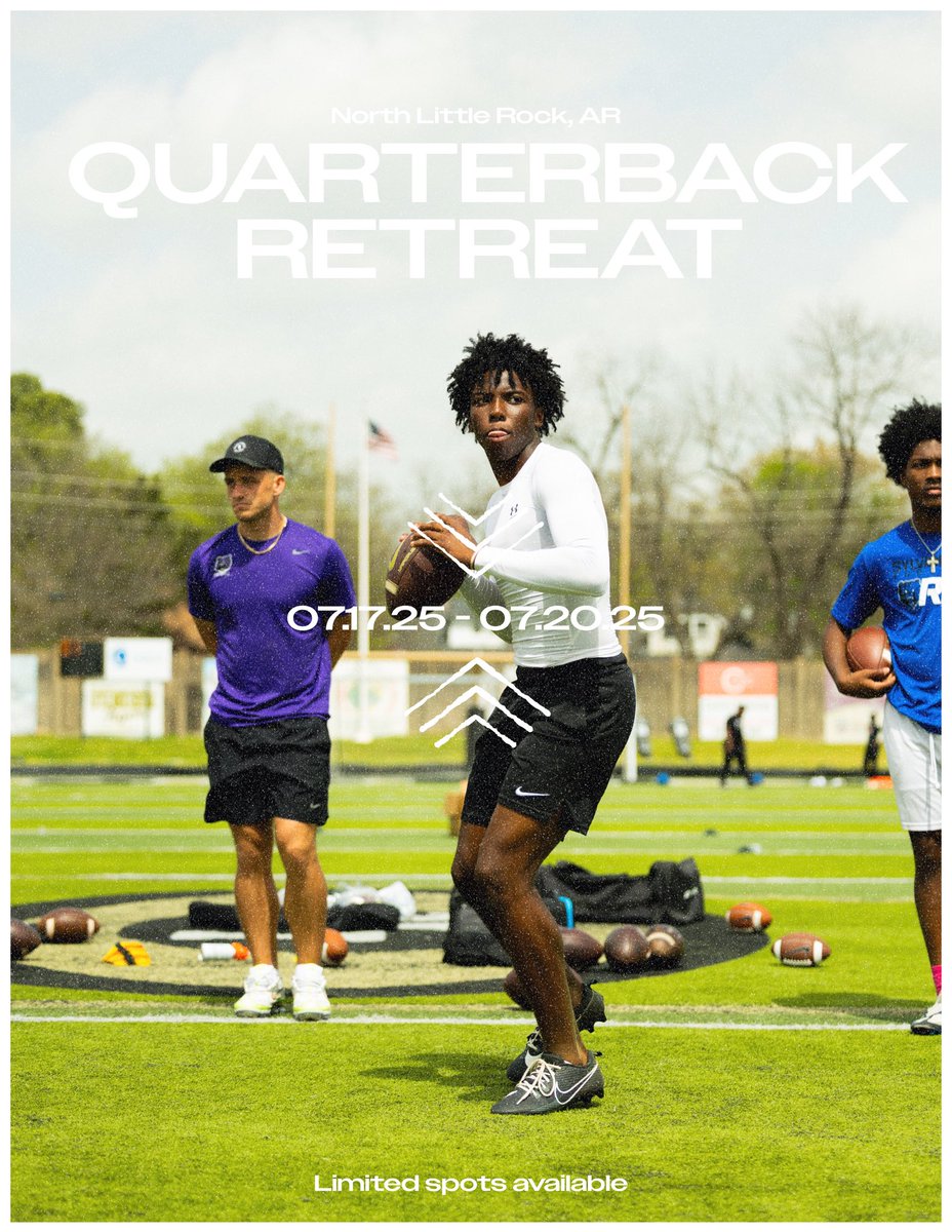 Running it back 💫

4️⃣ - Field Sessions
3️⃣ - Speed Sessions 
3️⃣ - Board Work / Film Sessions 

Camp MVP 🏆
D1 QBs in Attendance ✅

DM for more info.