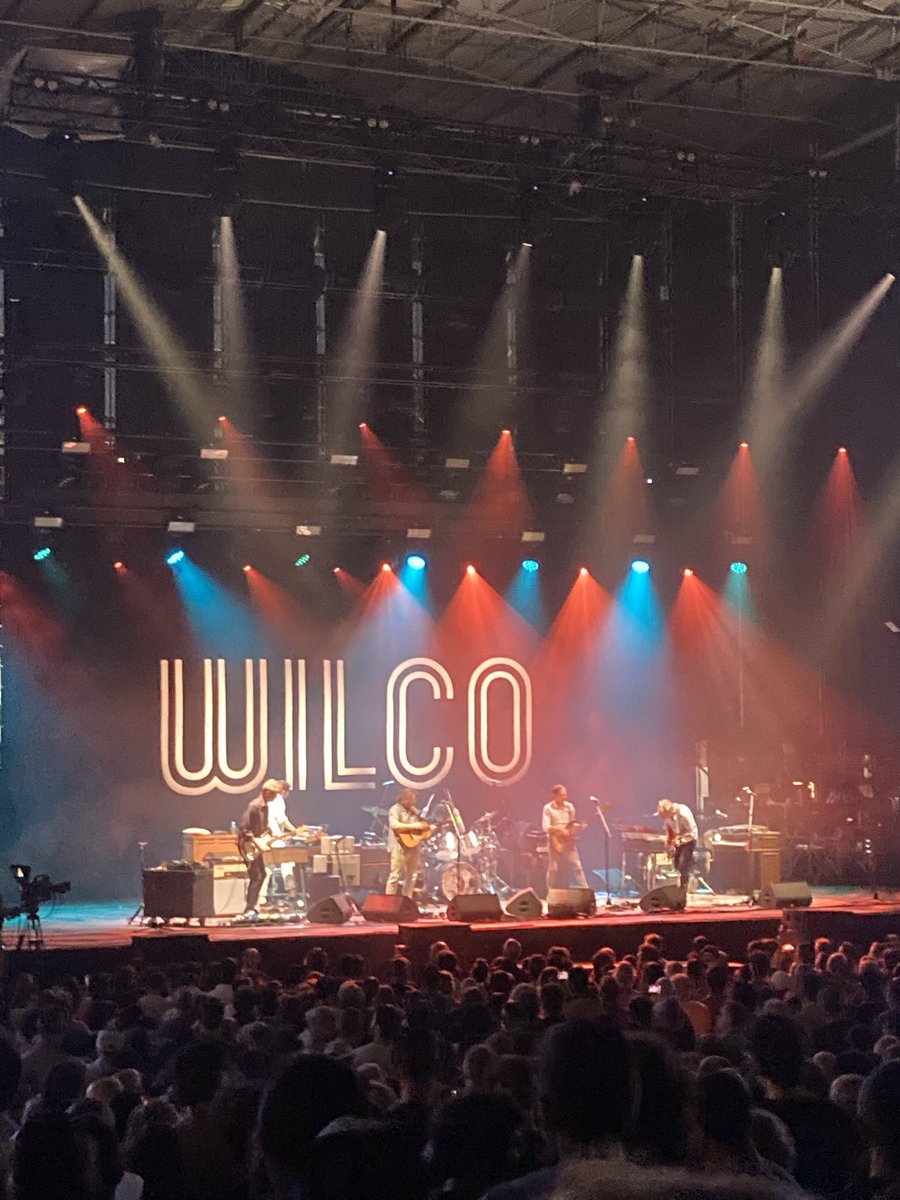 Por bandas como <a href="/Wilco/">WILCO</a> uno sigue creyendo en la música.
Thank you, guys! We hope you come back soon.❤️