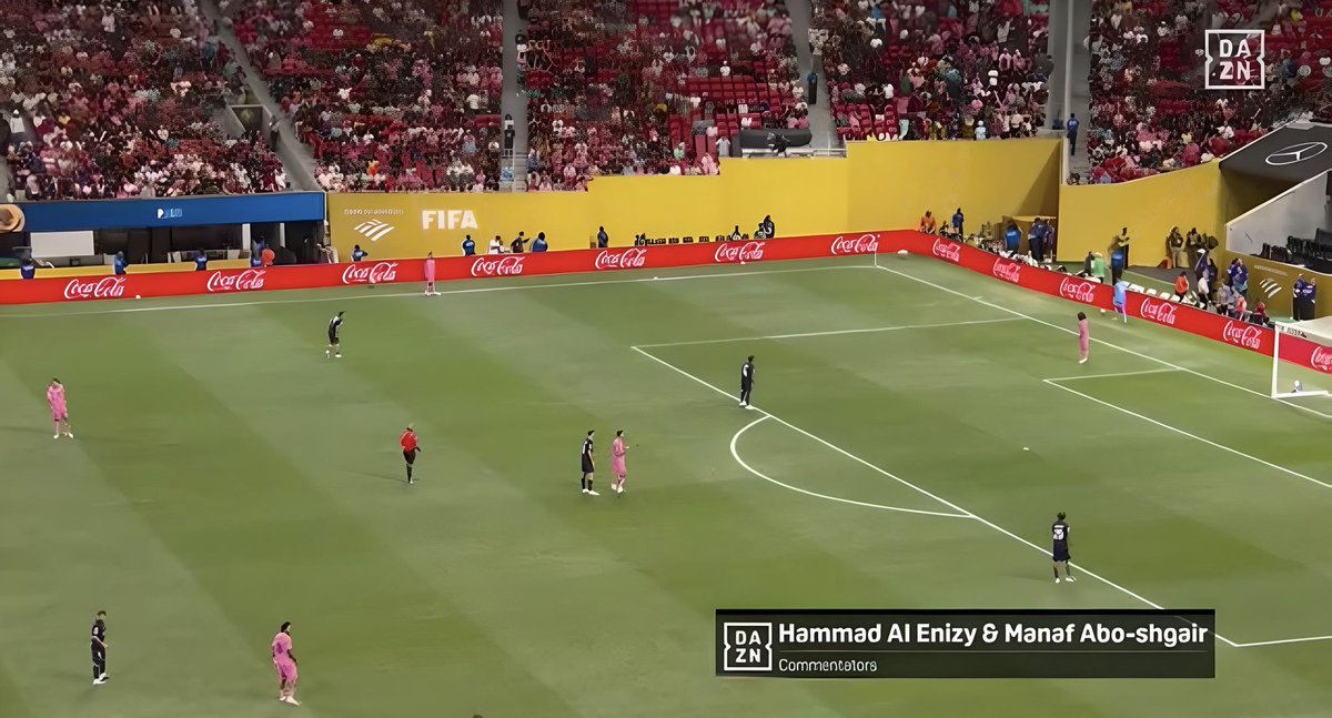 GenZVoic's tweet photo. Visual Definition of wrong place!
#FIFAClubWorldCup https://t.co/i9t58vtMDS