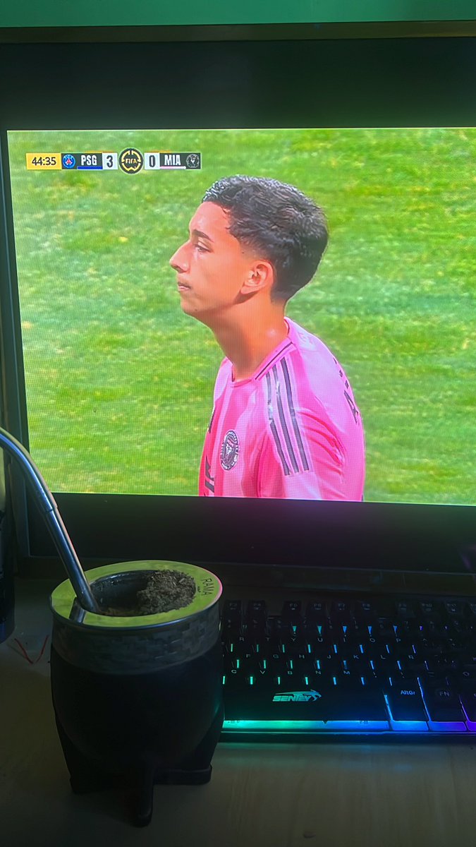 Unos amargos mientras tomo mate