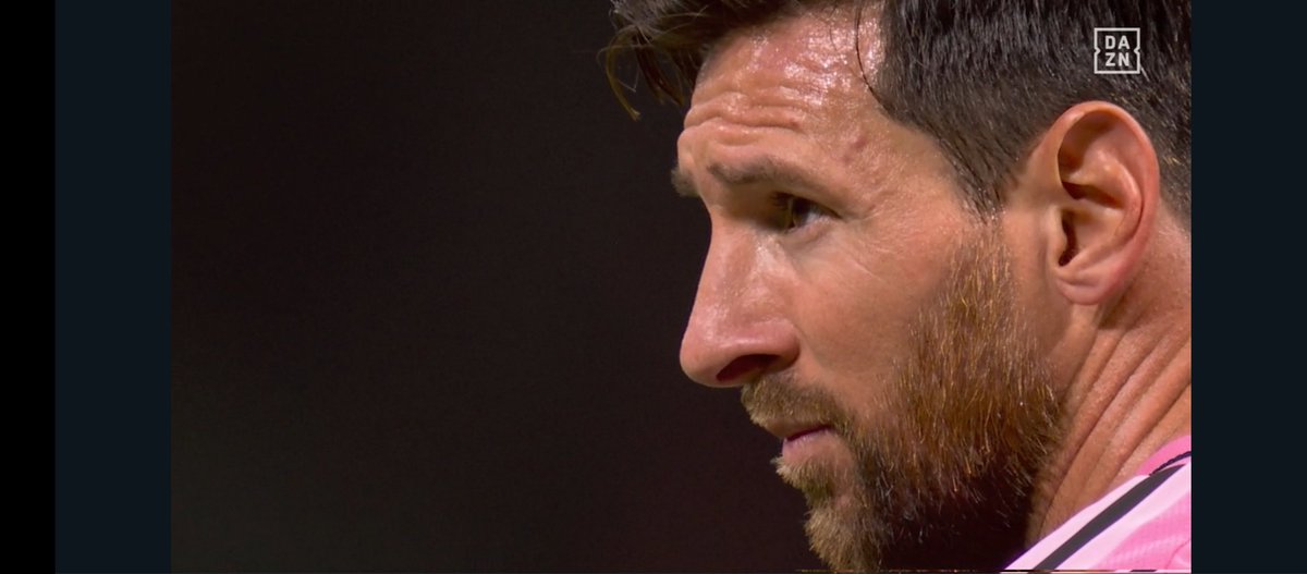 dark2II's tweet image. #messi