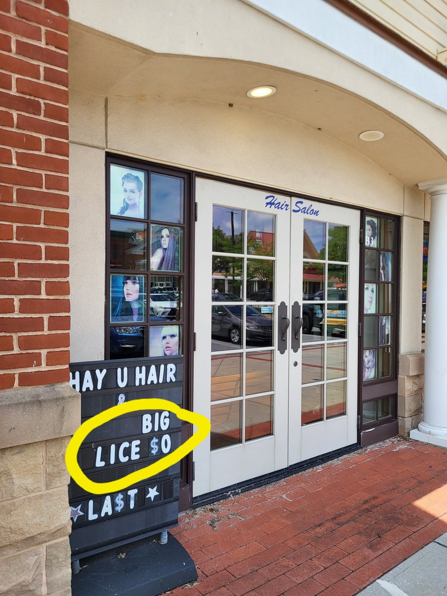For those frugal folks looking for a bargain on some giant lice this summer. They're just giving them away at a hair salon by my house. 

Get em while supplies last!!  🦀🦀🦀🦀