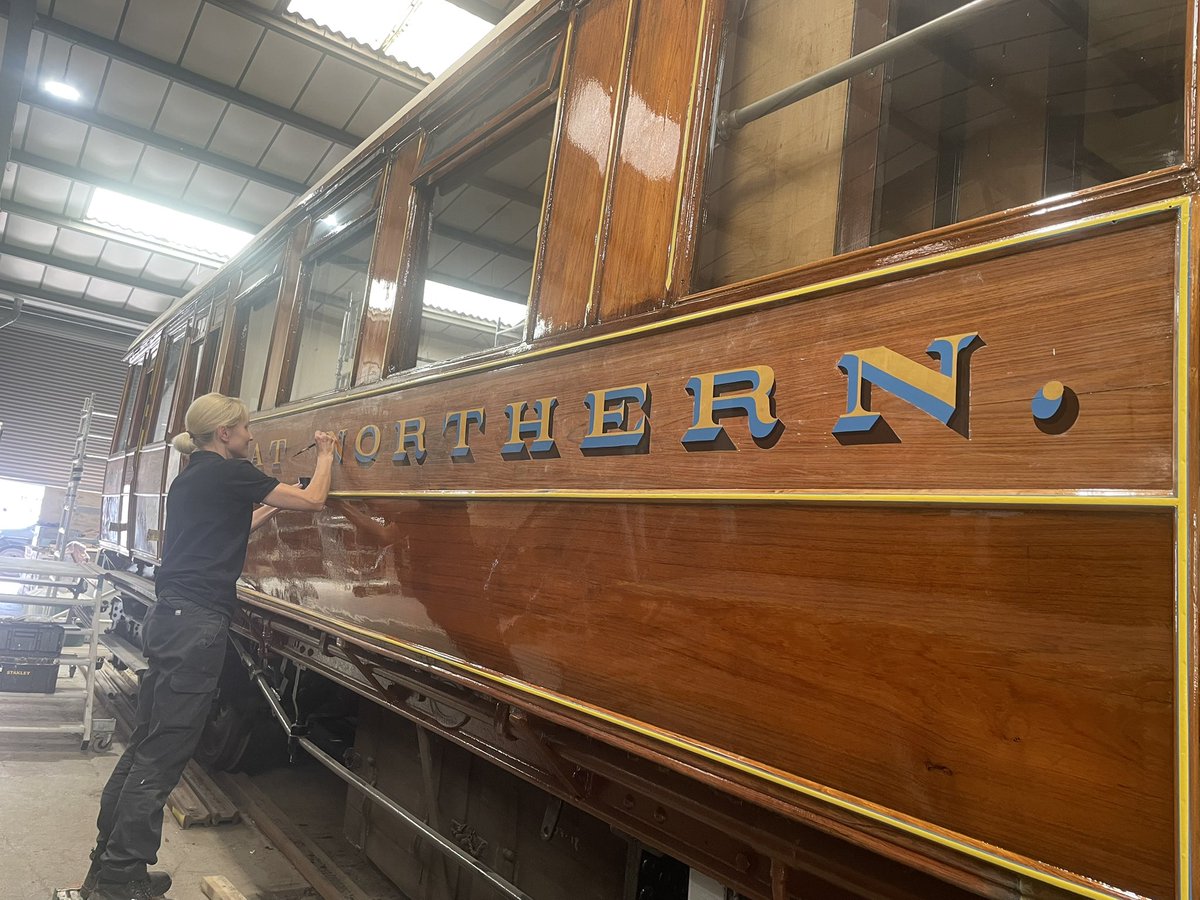 LNER Coach Assn tweet media