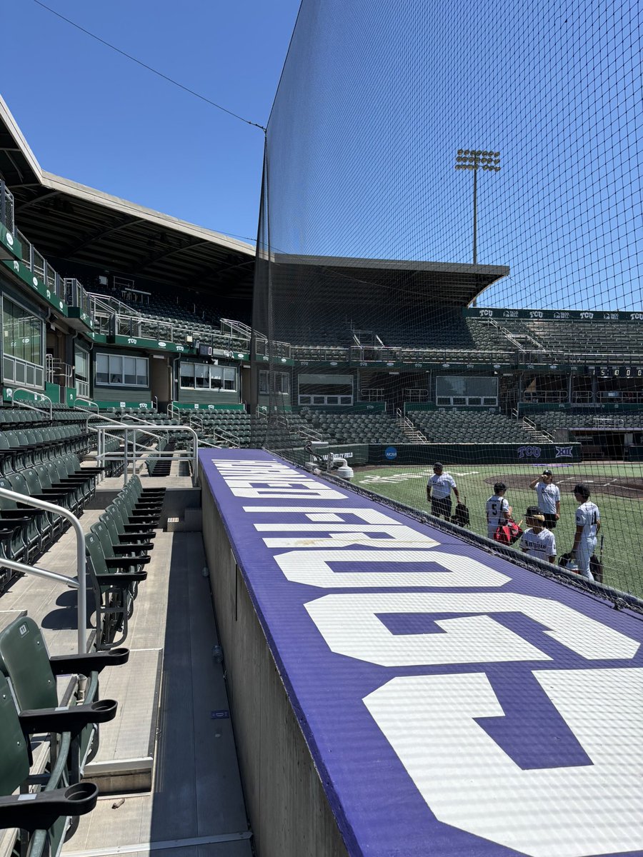 Congratulations to the <a href="/knights_texas/">Texas Knights Baseball</a> 
on the semi-finals and good luck today!!