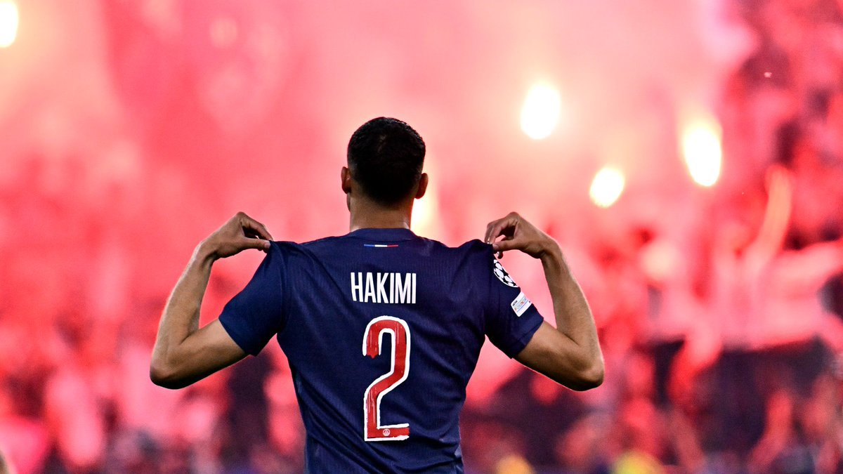 عندما نقول أشرف حكيمي يستحق الكرة الذهبية لا نقولها كمجاملة،  بل نحن بصدد الحديث عن نجم قدم الكثير في كل المسابقات وكان حاسما في أهم الأدوار  #HakimiBallondOr ❤️ SIEMPRE TRIUNFANDO CRACK  <a href="/AchrafHakimi/">Achraf Hakimi</a>