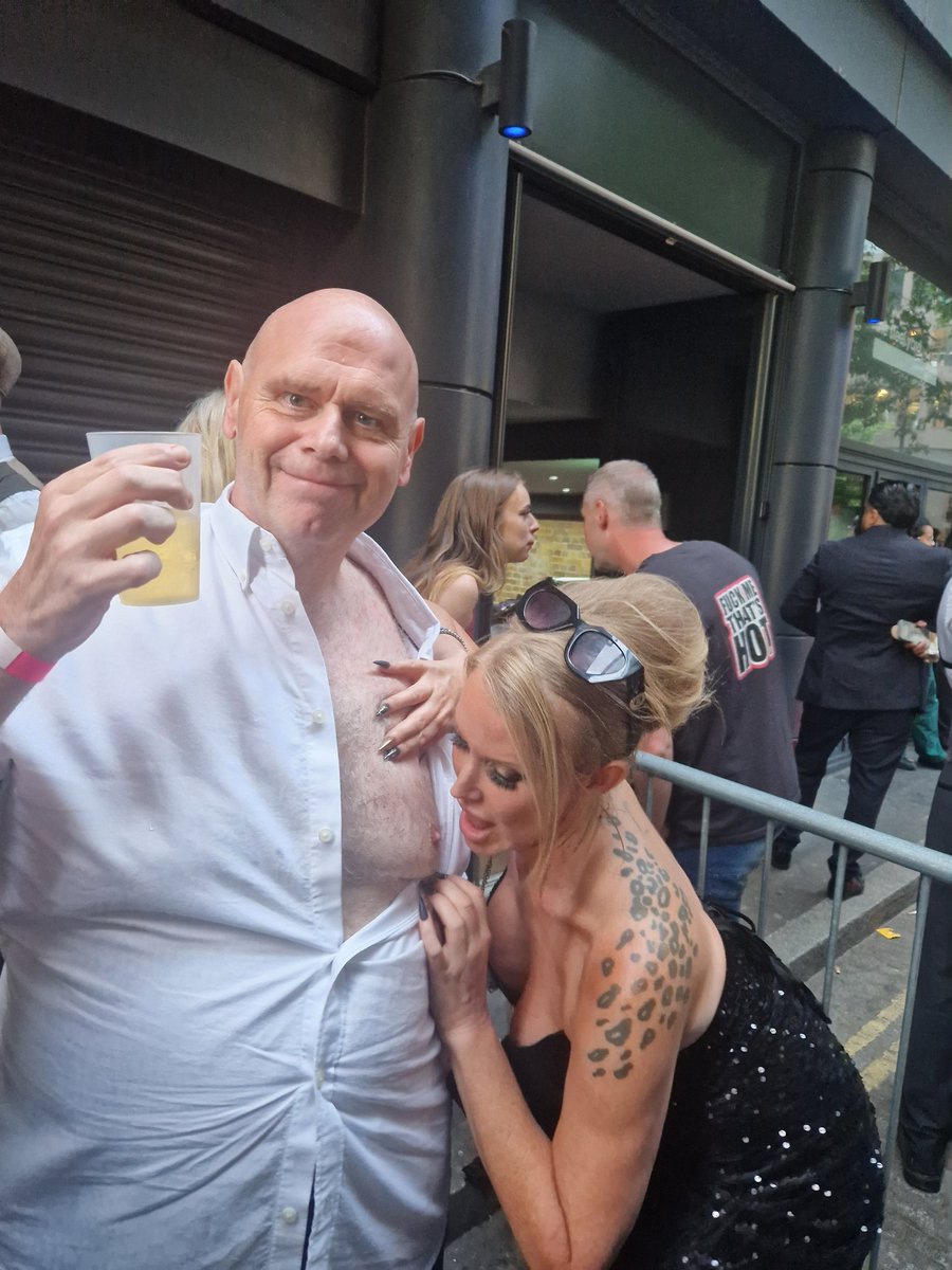 Apologies for the lateness of this post considering <a href="/SNAP_Together/">SNAP 🔞</a> was 11 days ago but had issues with account. But great to see everyone especially <a href="/Mackenziepage69/">Mackenzie Page X</a> always great to catch up 🎼🎶🍻❤️