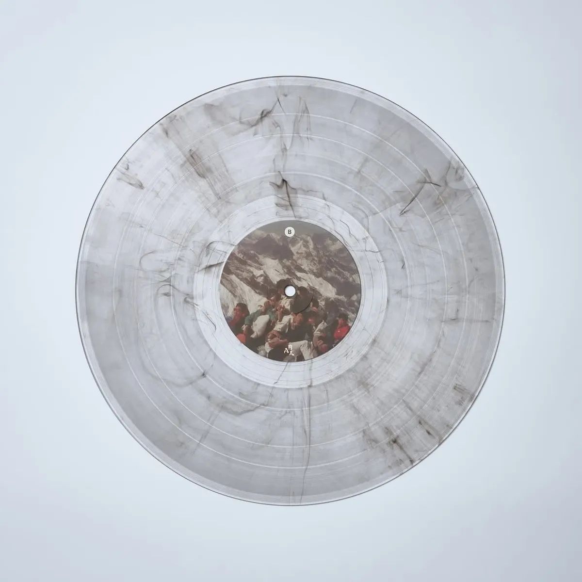 AD518_com's tweet image. 2025第36屆金曲獎最佳裝幀設計獎：
AAA（HYUKOH &amp;amp; 落日飛車）

製作：夕陽音樂
設計：Chanhee Hong、Na Kim
#GMA36 #packagedesign #Graphic #金曲獎