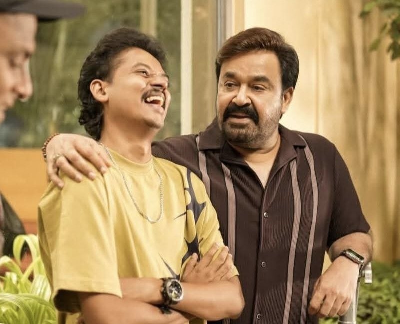 manojmani512's tweet photo. Stills that speak a thousand emotions! 💗
From the sets of #Hridayapoorvam — where hearts meet and moments become magic ✨
Starring the legendary #Mohanlal &amp; the vibrant #SangeethPrathap 🎬
#CinemaWithSoul #FilmyFrames https://t.co/hxGHl35DFE