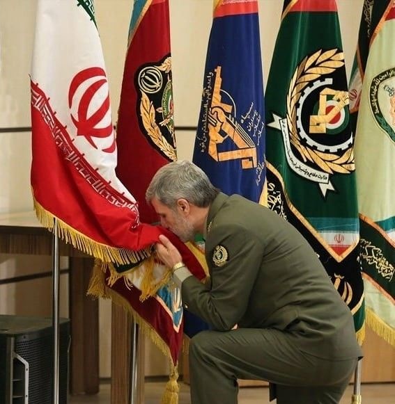 ایران همه تار و پودم