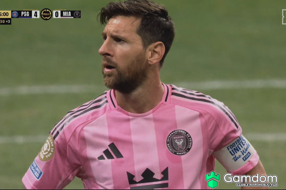 it_Rutie's tweet image. Messi couldn’t believe it. 😂