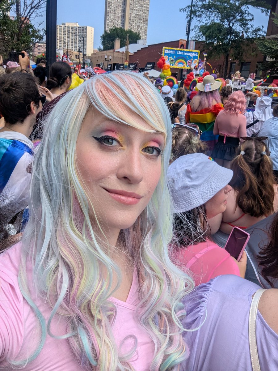 rookuri_'s tweet image. HAPPY PRIDE!!! 🏳️‍⚧️💕🏳️‍🌈🎉❤️
#chicagoprideparade