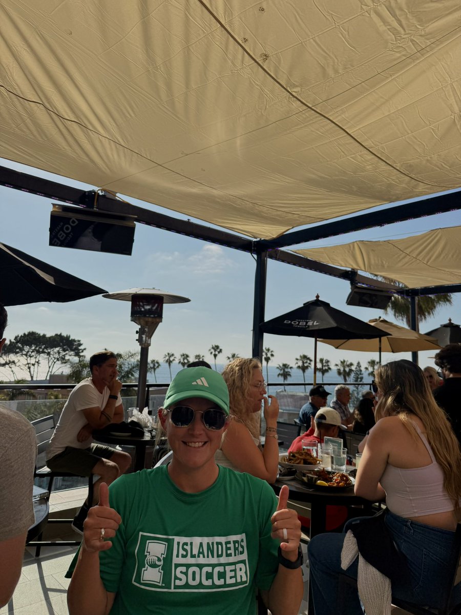 Islanders Soccer (@islanderssoccer) on Twitter photo Coast ➡️ Coast
Had a blast seeing some of our Incoming Islanders, scouting future Islanders, and repping the Islander Blue & Green at <a href="/ECNLgirls/">ECNL Girls</a> Playoffs in San Diego, CA. 🌴🦭🏄♀️ Coast ➡️ Coast
Had a blast seeing some of our Incoming Islanders, scouting future Islanders, and repping the Islander Blue & Green at <a href="/ECNLgirls/">ECNL Girls</a> Playoffs in San Diego, CA. 🌴🦭🏄♀️