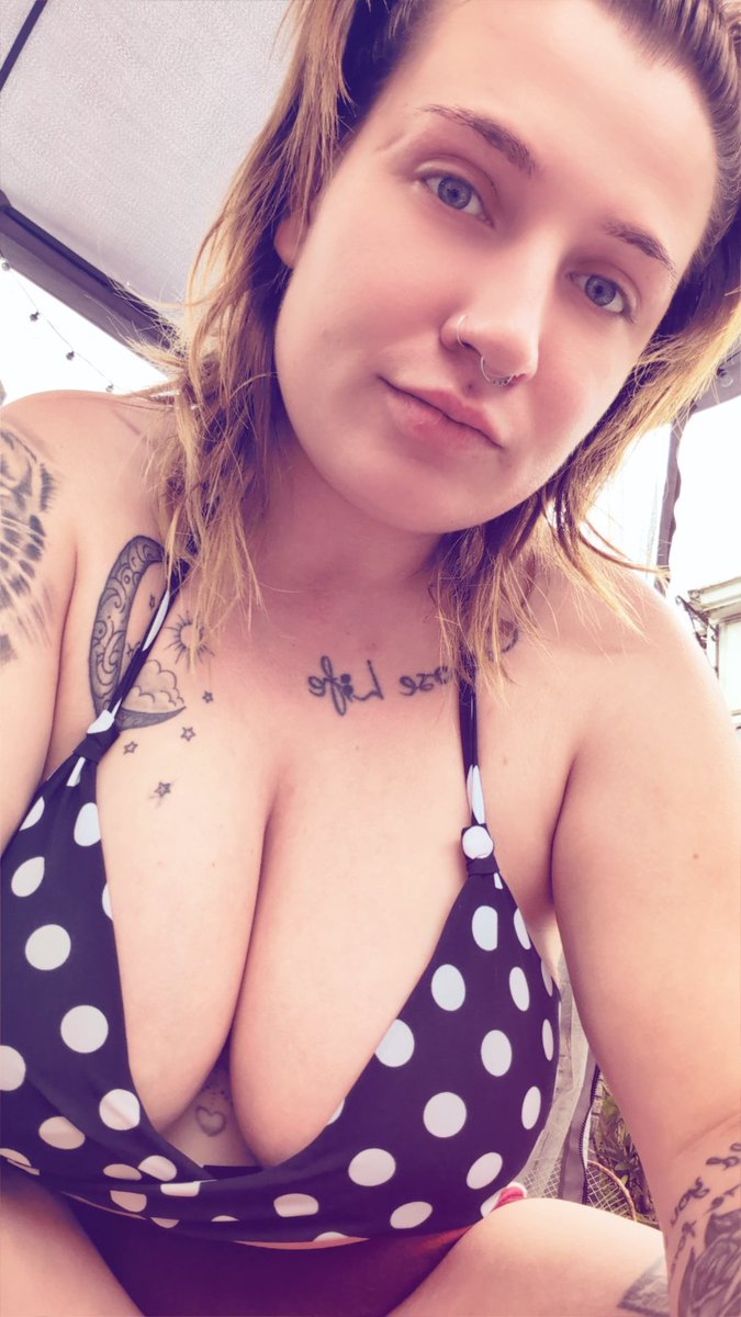 Jess Batty (@jessbatty7) on Twitter photo 