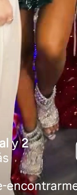 elixir_therapy's tweet image. Quién le puede decir a Maripily que ya deje descansar esos zapatos y que el ear cuff lo trajo Catriona Gray pero ya pasó la moda. Ya aburre y mira que la apoyé.