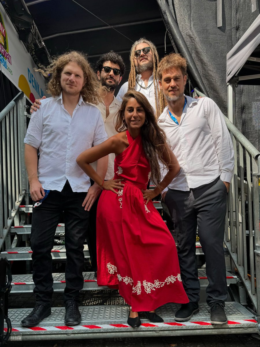 Light in Babylon tweet media