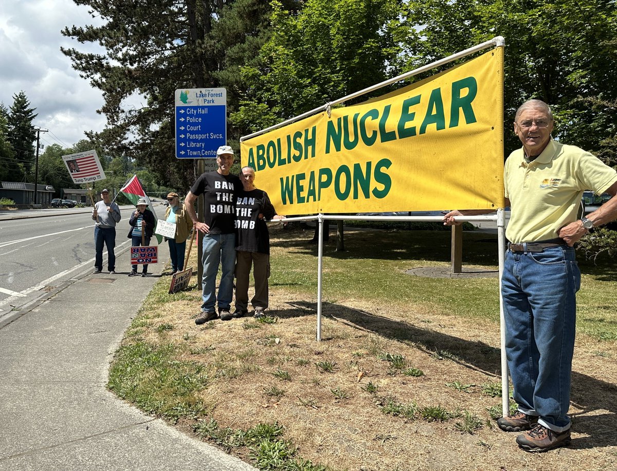 Anti-nuclear weapons demonstration Saturday June 28, 2025 in Lake Forest Park.