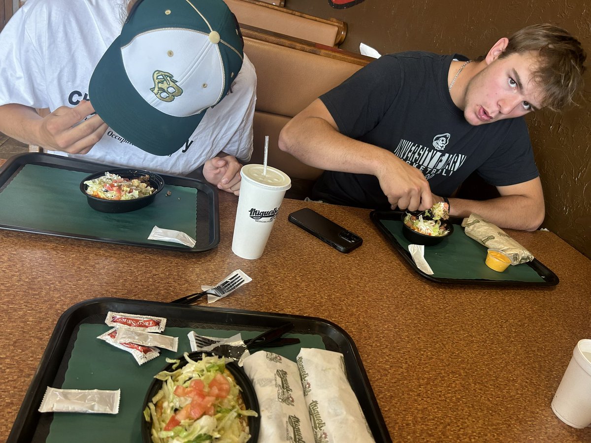 BemidjiBucks24's tweet photo. @BeauBrodina and @ParkerBrodina getting the pregame fuel ⛽️ from Miguel’s at @DLLigers shindig. @CJusty1971 #notsus #bucksnation https://t.co/CLtFe5i5Dm