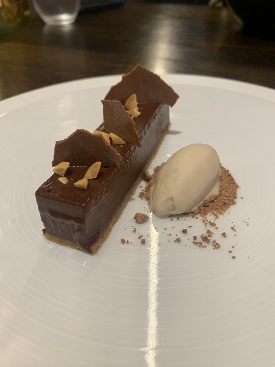 Thank you <a href="/ChefGTownsend/">Gary Townsend</a> for an amazing lunch at <a href="/ElementsGLA/">Elements</a>. Such good food and good company <a href="/Gill_Matthews84/">Gillian</a>