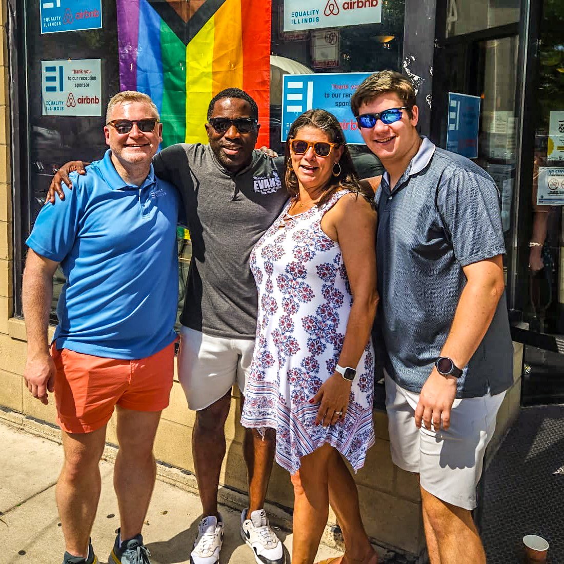 Repevans33's tweet image. Supporting @EqualityILL Pre-Pride Parade event 🏳️🌈🏳️🌈♥️ Y’all stay hydrated out there today it’s a beautiful hot Chicago day ☀️⛅️🕶️😁