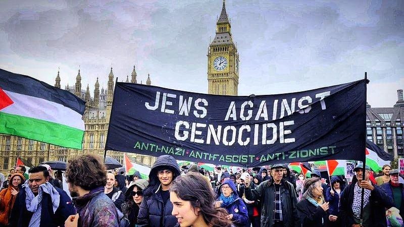 mizanbaggio's tweet photo. @icecoldnovember Adik itu kayaknya harus ngobrol ama orang Yahudi beneran, apa bedanya ZIONISM dg JUDAISM... hehe https://t.co/51QCTW01Mm