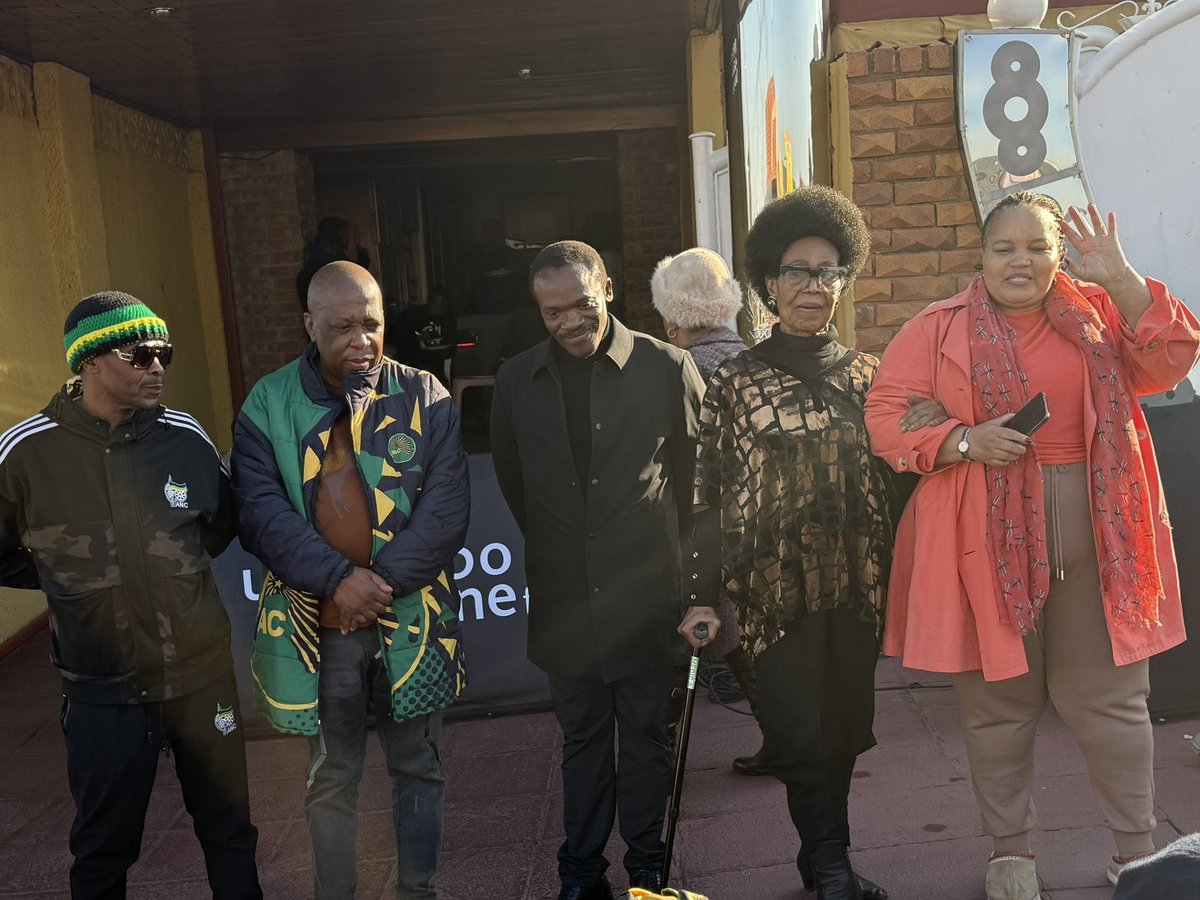 Pan Africanist Congress of Azania (PAC) (@mypaconline) on Twitter photo Today we paid homage to the legendary Abigail Kubeka, a true icon of our arts and culture. πΆ
Joined by Deputy Minister of Sports, Arts & Culture, Hon. Peace Mabe, MMC Community Development Cllr Tebogo Nkokou and PAC Regional Chairperson Cde Khehla Radebe. 
#AbigailKubeka Today we paid homage to the legendary Abigail Kubeka, a true icon of our arts and culture. πΆ
Joined by Deputy Minister of Sports, Arts & Culture, Hon. Peace Mabe, MMC Community Development Cllr Tebogo Nkokou and PAC Regional Chairperson Cde Khehla Radebe. 
#AbigailKubeka