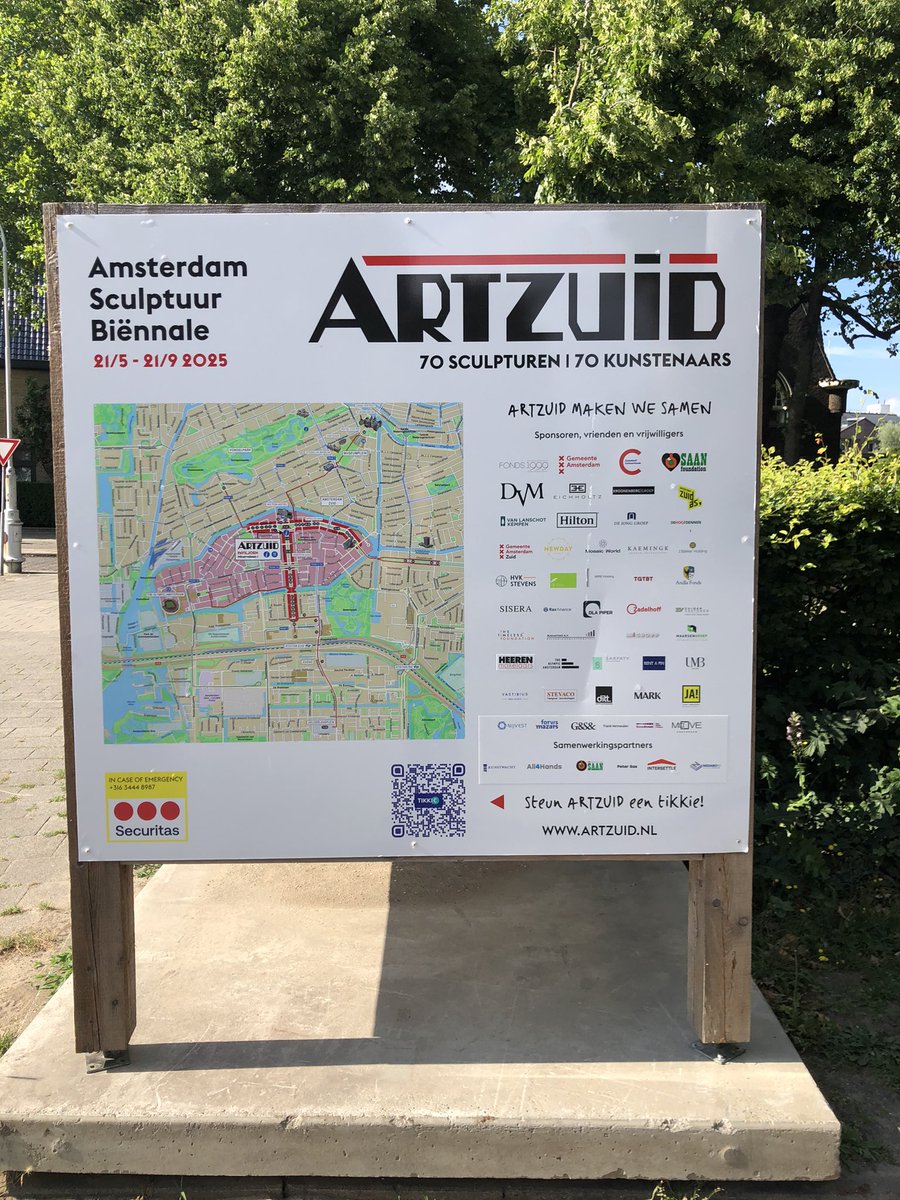 ericvanderburg's tweet image. Vanmorgen vanuit Budapest teruggekeerd, vanmiddag een mooie veiling voor de @VVDAmsterdam tbv de gemeenteraadscampagne, vanavond een wandeling langs de beelden van Artzuid, u raad het wellicht al, in Amsterdam zuid.