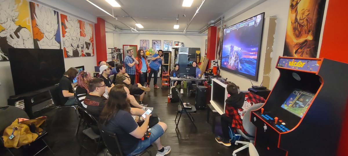 Live with Monthly Kizuna #5!
twitch.tv/mtlgamingcenter 
twitch.tv/mtlairdashers