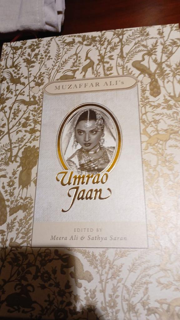 kaveree bamzai (@kavereeb) on Twitter photo So honoured to have a chapter in a new book on the iconic #umraojaan that i watched again on the big screen. They dont.make.movies like this any more. And they certainly don't make actors like rekha and farooque sheikh any more. #muzaffarali #umrqojaan <a href="/PvrSangam/">PVR Sangam</a> So honoured to have a chapter in a new book on the iconic #umraojaan that i watched again on the big screen. They dont.make.movies like this any more. And they certainly don't make actors like rekha and farooque sheikh any more. #muzaffarali #umrqojaan <a href="/PvrSangam/">PVR Sangam</a>