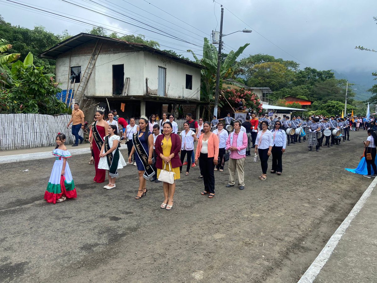 fucformidm's tweet photo. 🎉 ¡ Viva la Parroquia Quiroga del Cantón Bolivar en su aniversario cívico ! 🥂
69 años de Parroquialización

Fundación Fucformidm presente ✅ https://t.co/fowr4C2qTu