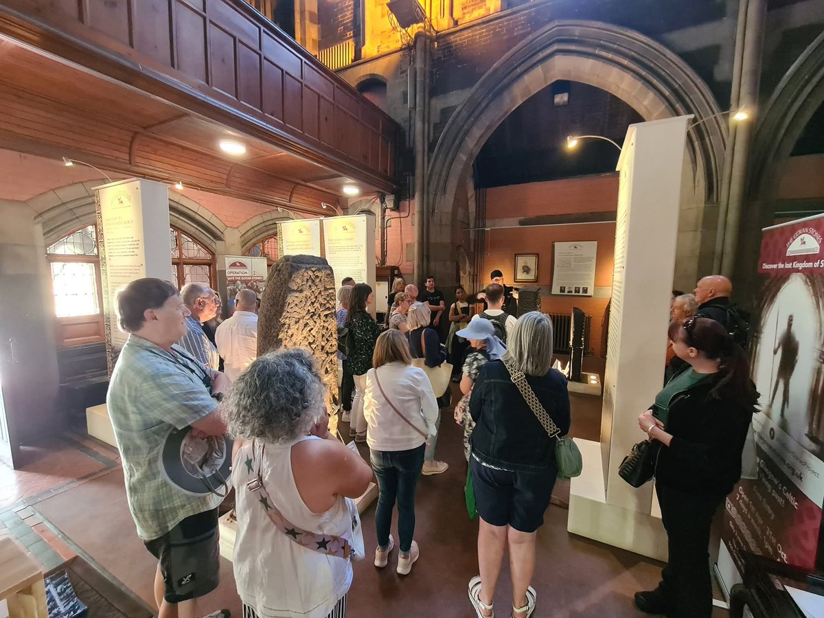 🗣 It was a real joy to show the Astonishing Glasgow tour around the Govan Stones today!

📷 Astonishing Glasgow

🗣 GS tour led by Dr Tom Horne 

#Govan #Glasgow #VisitScotland #VisitGlasgow #History