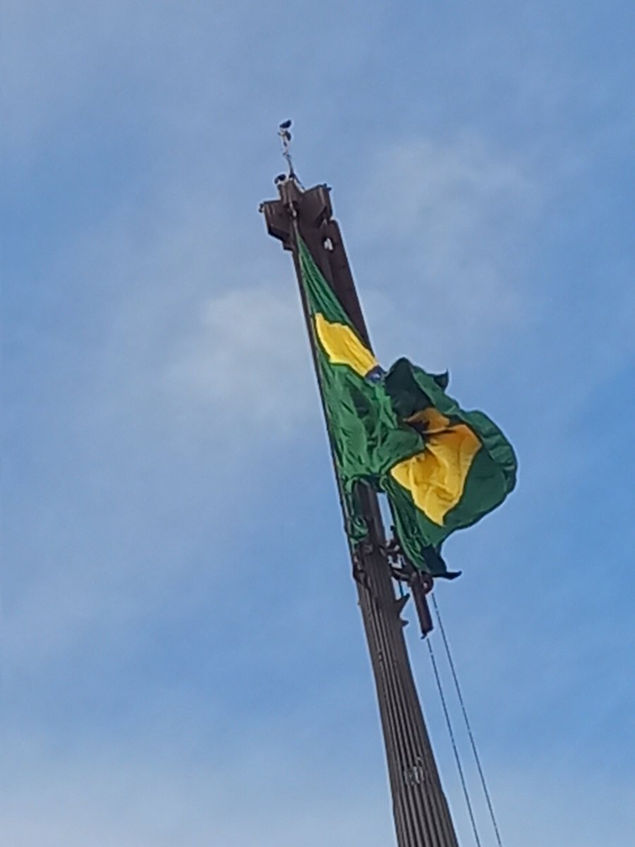 FÚRI4 R4R4 tweet media