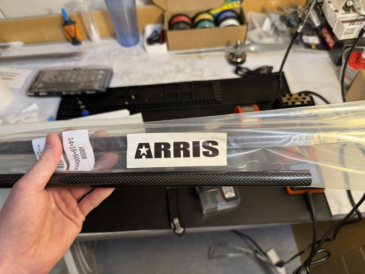 mirth_jacob's tweet image. > buy carbon fibers tubes off amazon
> realize it’s an American company (W)
> realize they’re actually just made in China
> realize we need more raw materials + manufacturing startups or we’re cooked