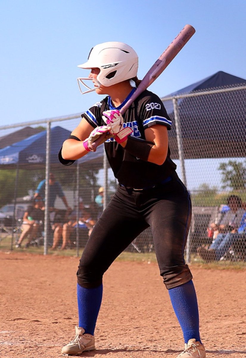 Finesse_Colyer's tweet image. Congratulations to our top offensive performers from the Midwest Elite Invite!

😎 2027 Ava Weaver .571 avg. 
😎 2028 Izzi Cartwright .500 avg.
😎 2028 Lauren Euler .500 avg. 
😎 2027 Ryleigh O'Brien .500 avg. 

💙🤍