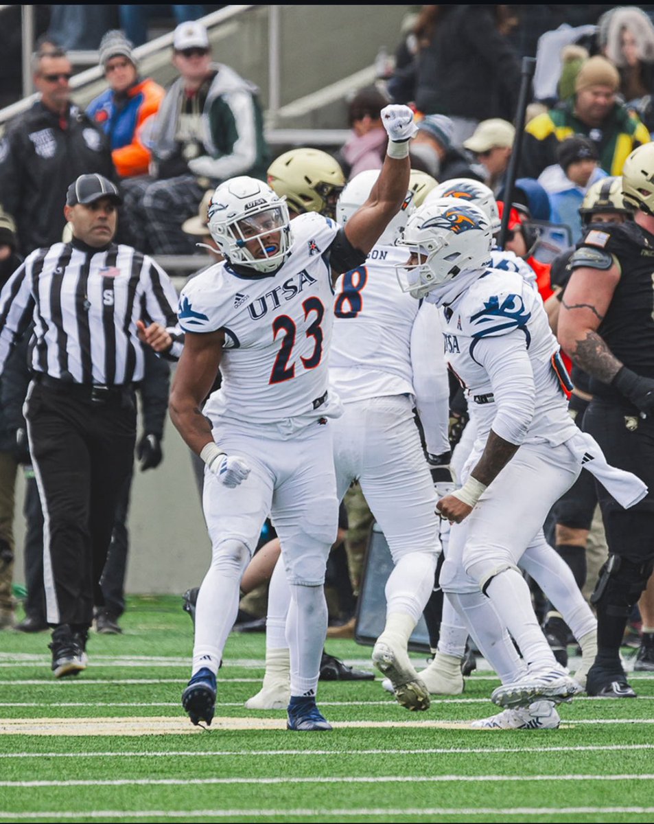 Marcus Price (@marcusprice_18) on Twitter photo Blessed to Receive My 2nd offer From <a href="/UTSAFTBL/">UTSA Football 🏈</a> <a href="/CoachSiddiq/">Coach Haynes</a> <a href="/parkercundiff2/">Parker Cundiff</a> <a href="/BHoward_11/">Brandon Howard</a>
@mohrRecruiting
<a href="/adamgorney/">Adam Gorney</a>
<a href="/RivalsFriedman/">Adam Friedman</a>
<a href="/ChadSimmons_/">ChadSimmons</a>
@JohnGarcia_jr
@andrew_ivins
@cpetagna247
@brandonhuffman
<a href="/HallTechSports1/">Hall-Tech Sports</a>
<a href="/AL7AFootball/">Alabama7AFootball</a>
@byelilederman
@tomluginbill
<a href="/RecruitDevils/">Central Football</a> Blessed to Receive My 2nd offer From <a href="/UTSAFTBL/">UTSA Football 🏈</a> <a href="/CoachSiddiq/">Coach Haynes</a> <a href="/parkercundiff2/">Parker Cundiff</a> <a href="/BHoward_11/">Brandon Howard</a>
@mohrRecruiting
<a href="/adamgorney/">Adam Gorney</a>
<a href="/RivalsFriedman/">Adam Friedman</a>
<a href="/ChadSimmons_/">ChadSimmons</a>
@JohnGarcia_jr
@andrew_ivins
@cpetagna247
@brandonhuffman
<a href="/HallTechSports1/">Hall-Tech Sports</a>
<a href="/AL7AFootball/">Alabama7AFootball</a>
@byelilederman
@tomluginbill
<a href="/RecruitDevils/">Central Football</a>
