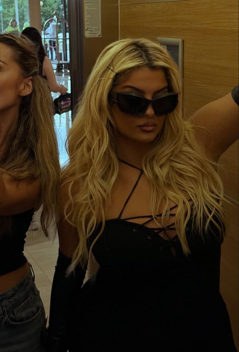 Bebe Rexha Stan tweet media