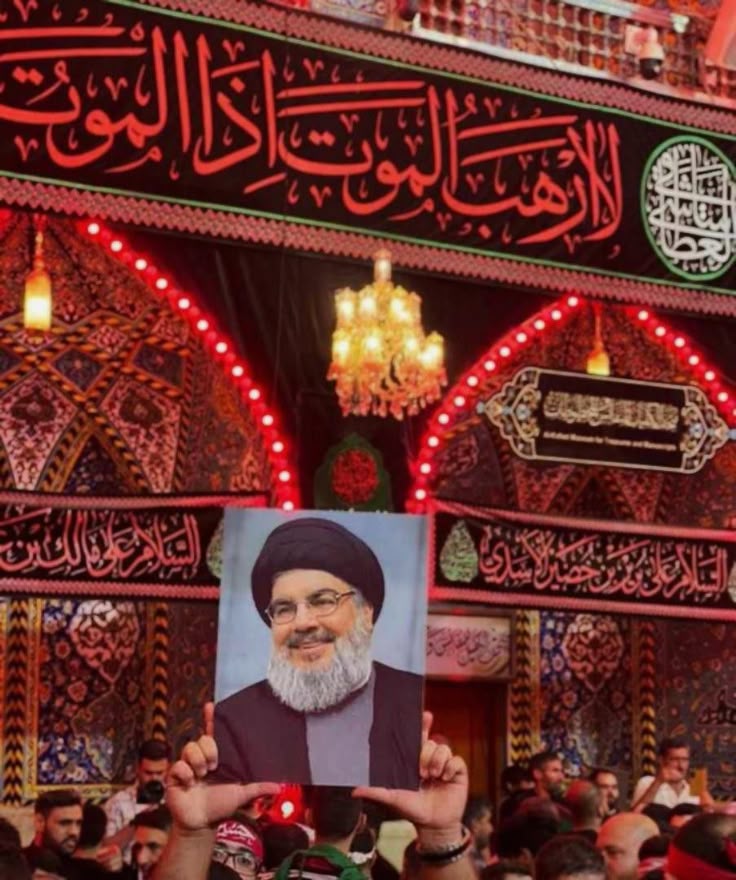 DinaMo2N's tweet image. بِغِيابِكَ يا سيِّد جدِّدَت فينا كَربَلاء، ومَجْلِس عَزاءٍ لا يَنْتَهِي.